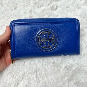 Authentic Tory Burch Royal Blue Zipper Wallet